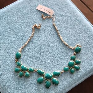 Chic Gold and Turquoise Necklace
